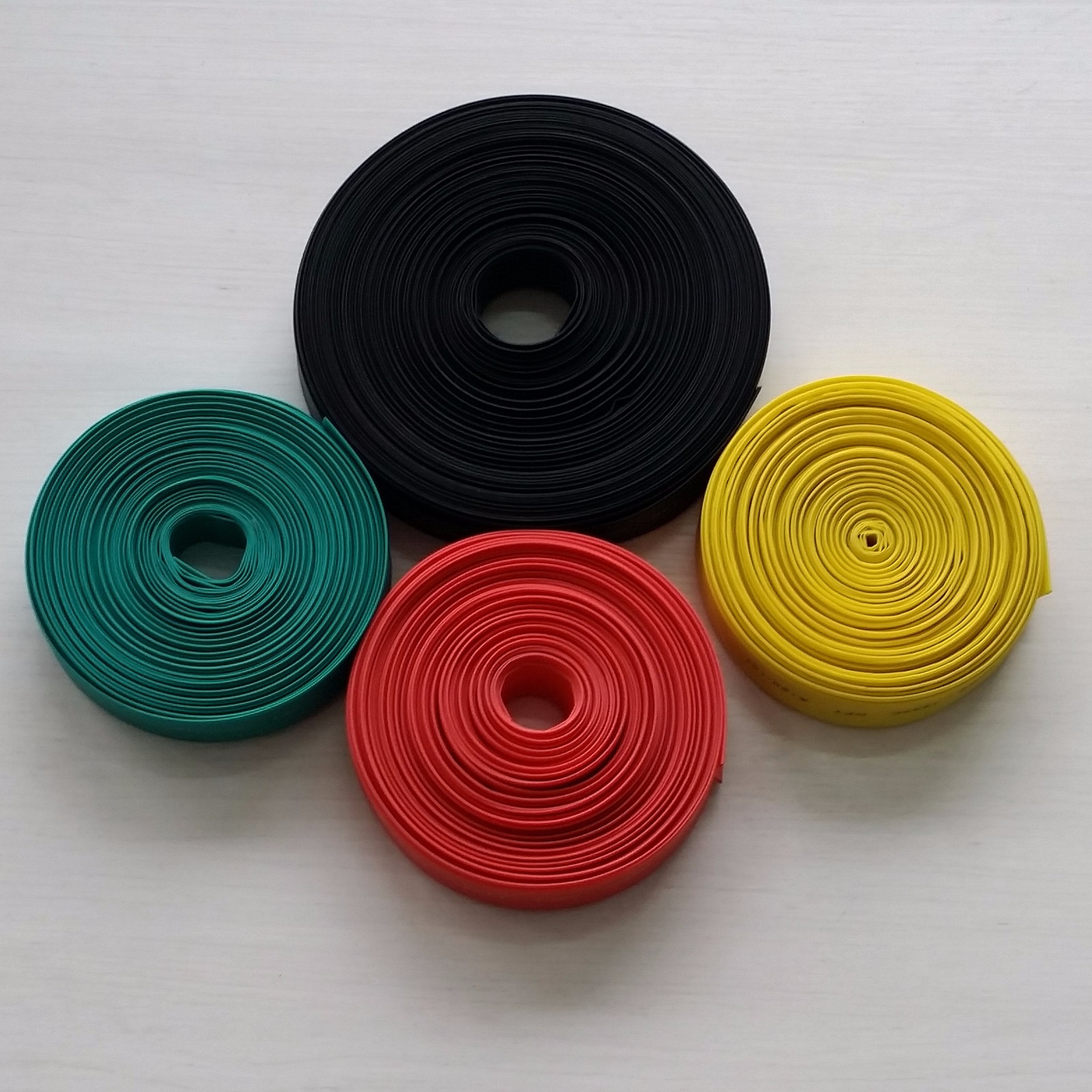 1KV熱縮絕緣護(hù)套.jpg 1KV熱縮絕緣護(hù)套.jpg